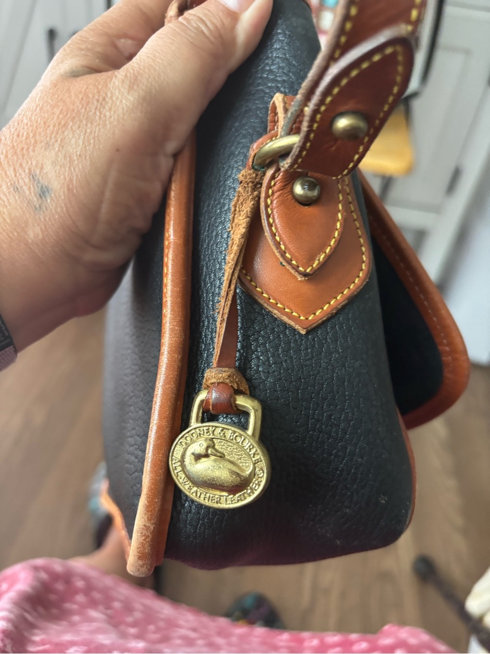 Dooney & Bourke Black and Brown Leather Shoulder Bag - Picture 7 of 8